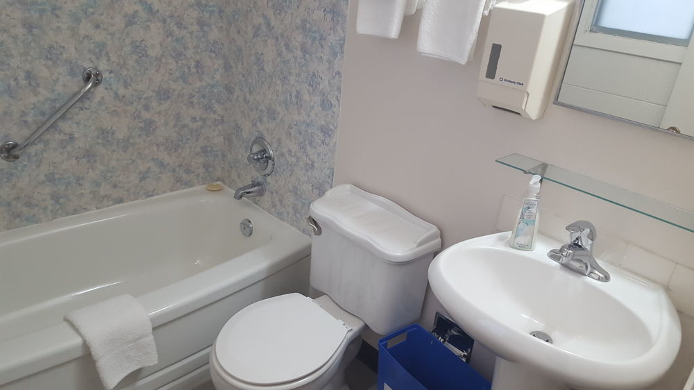 Safari Inn Motel スウィフト・カレント エクステリア 写真